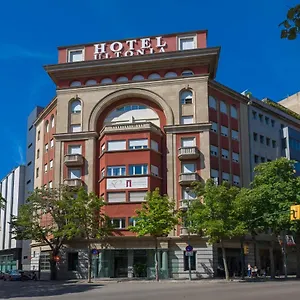 Ultonia 3*, Gerona Spanien